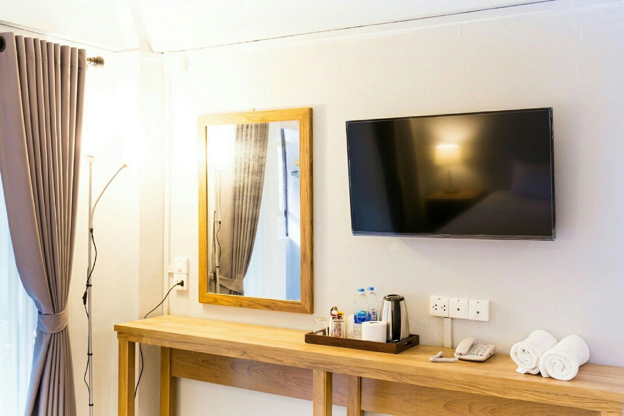 Ratana Hotel Chiang Mai Luaran gambar